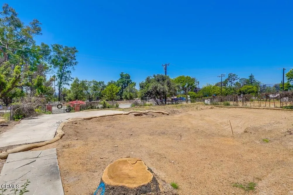 385 E Mariposa Street, Altadena, California 91001 home-pic-15